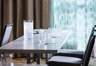Courtyard By Marriott Nyc Area 3*