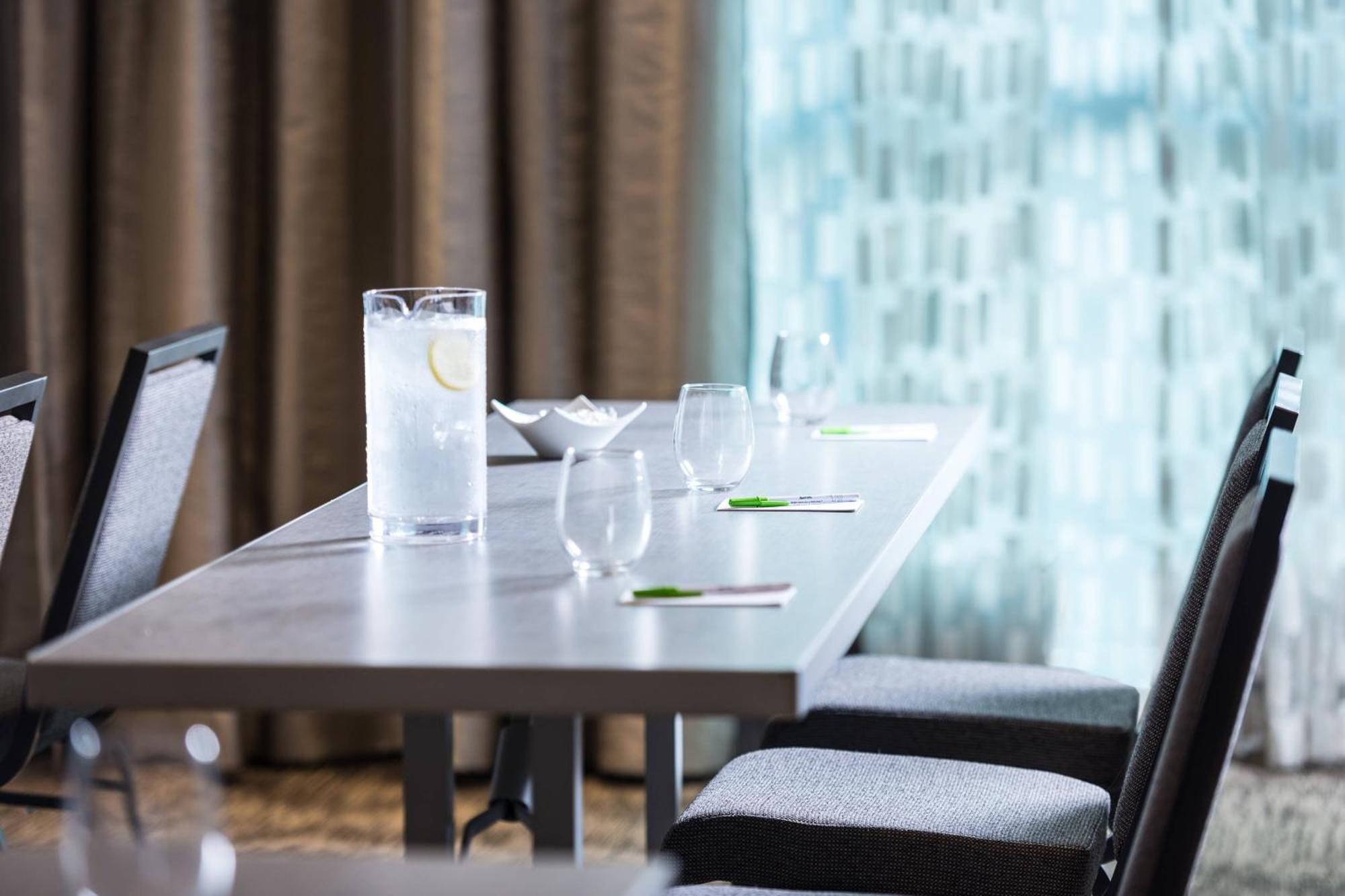 Hotel Courtyard By Marriott Nyc Area Edgewater